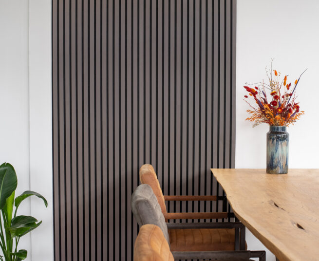 Floer-Akupanel-Wandpaneel-Lino-Grijsbruin-Sfeer