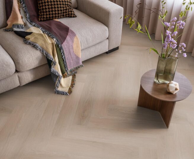 ambiant-spigato-navaro-visgraat-dark-oak-click-pvc