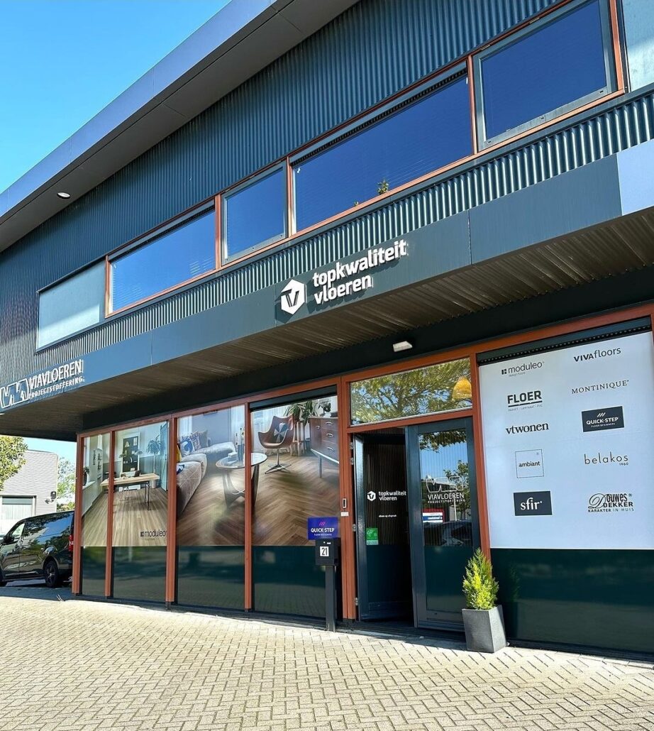 topkwaliteit vloeren kantoor en showroom