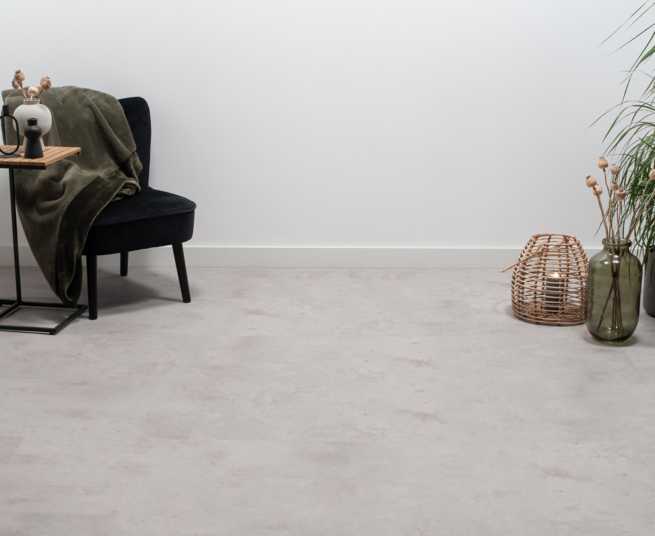 Floer-tegel-click-pvc-betonlook-lichtgrijs