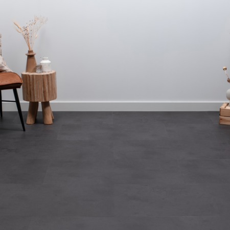 floer-tegel-click-pvc-betonlook-zwart