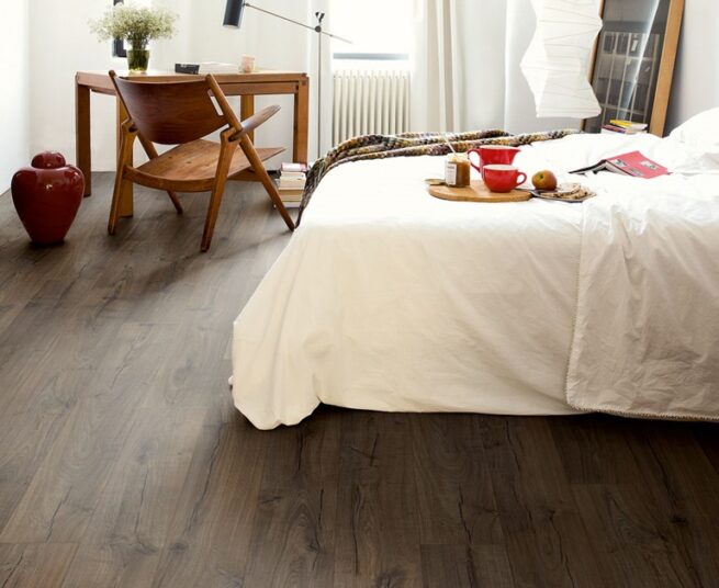 quick-step-impressive-laminaat-klassieke-bruine-eik