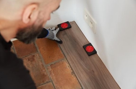 INSTALLATIE CLICK PVC FOTO 1