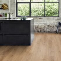 Moduleo Layred Stanford Oak 65837 kopen? Luxe eikenlook, robuust en elegant. Ontdek deze hoogwaardige vloer bij premium dealer Topkwaliteit Vloeren.